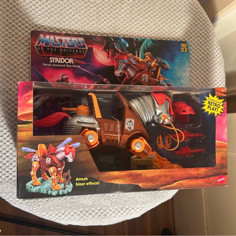 Stridor Action Figure - Picture 3 of 5
